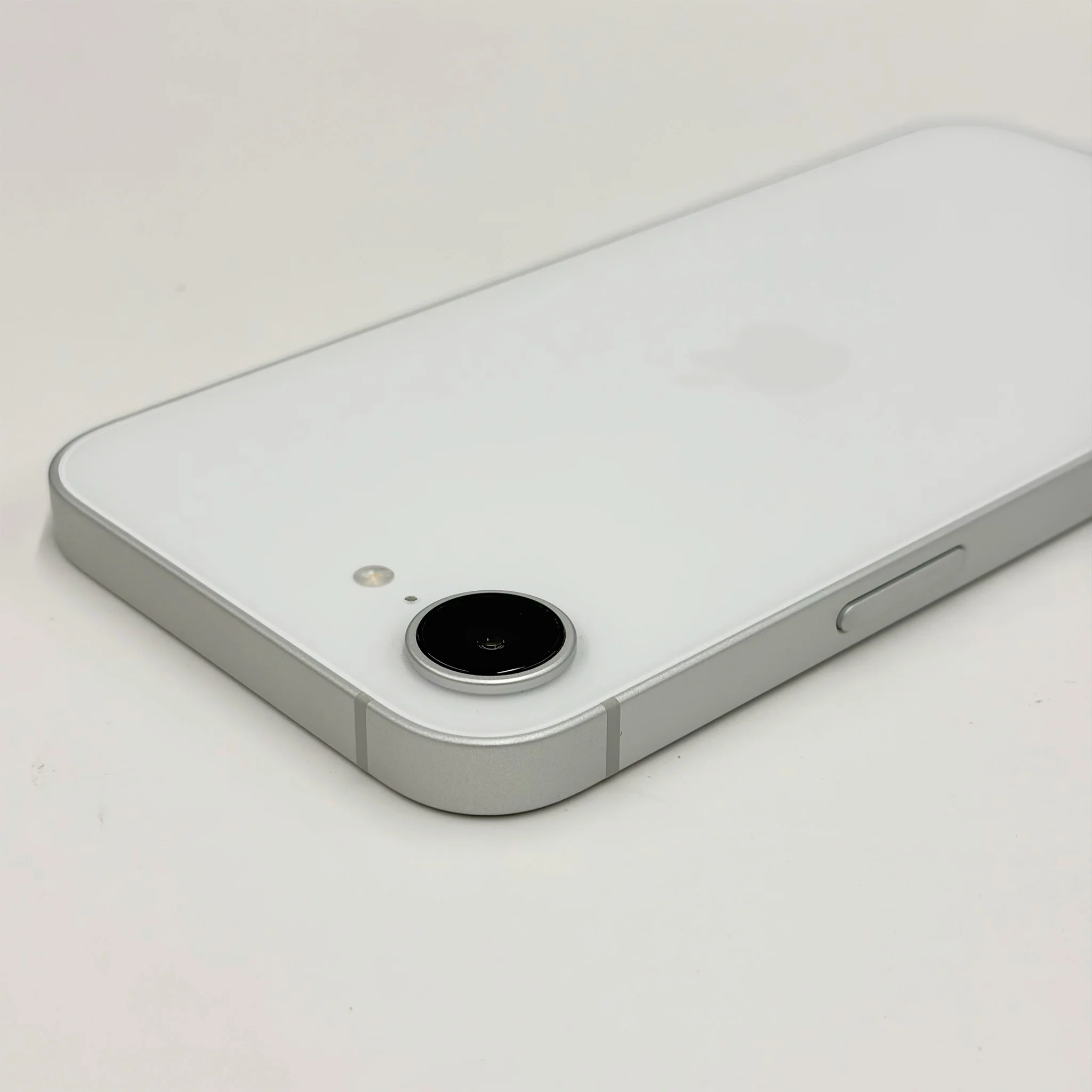 Used iPhone 16e for Sale